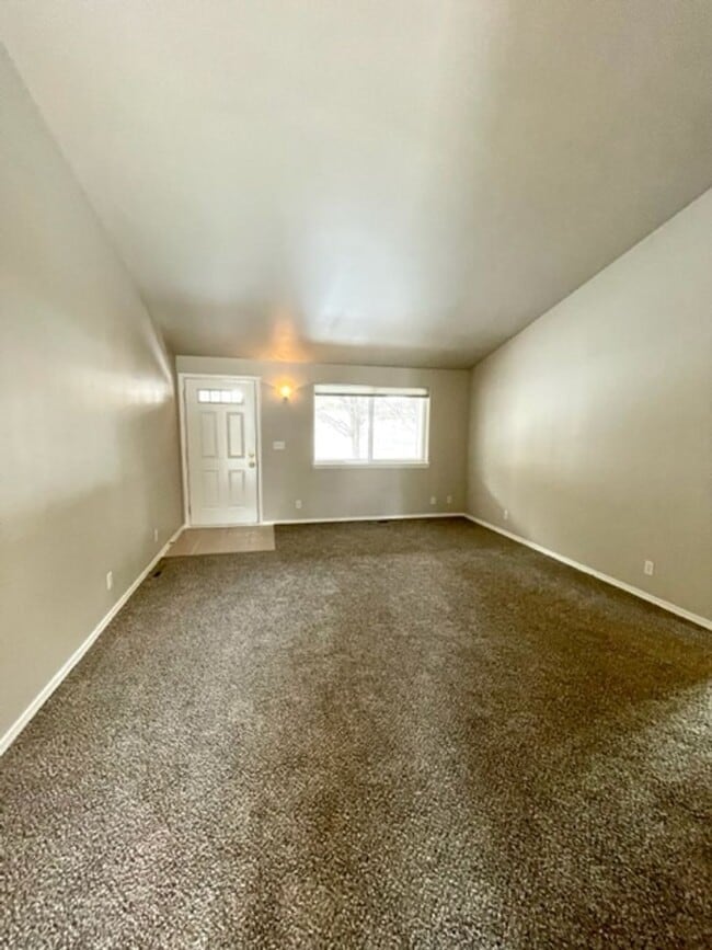 Photo - Beautiful 3 Bedroom Single Level home near Old Mill!