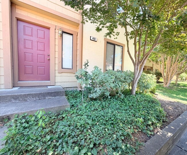 Photo - 468 Park Pl Dr