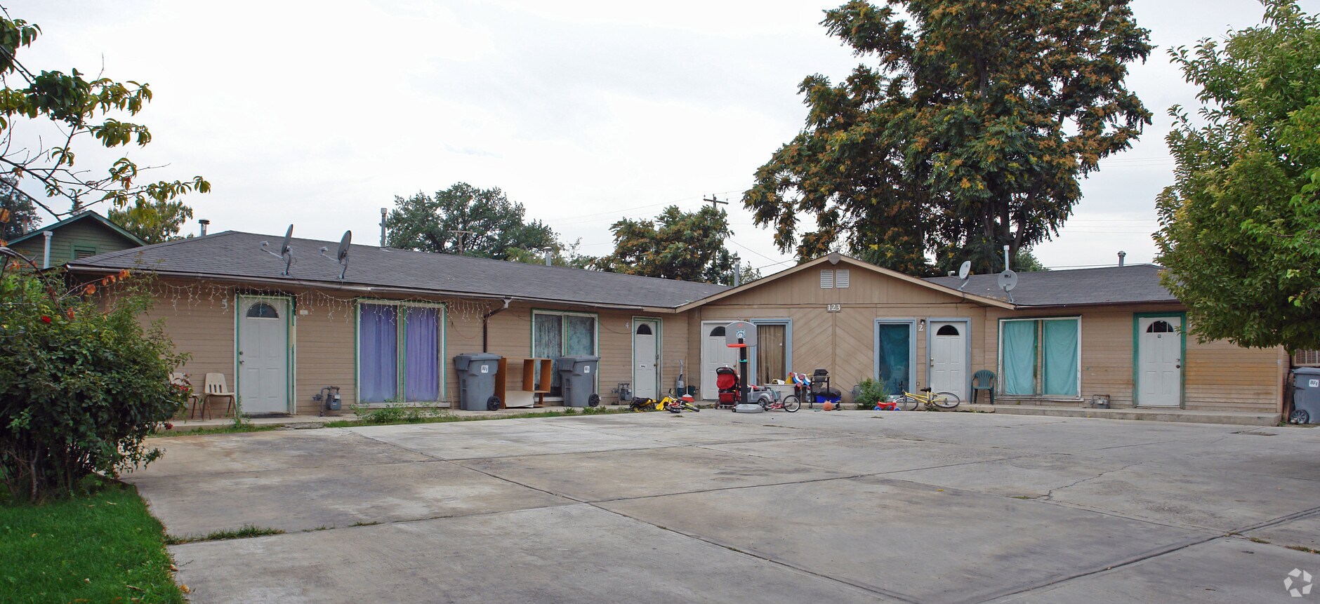 Photo - 123 9th Ave N Apartments