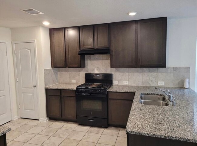 Photo - 19307 Crosshill Ct