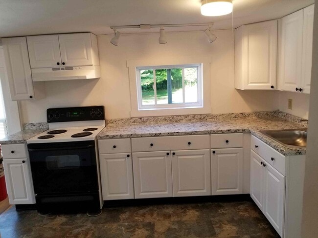 151 Wakefield St Unidad B