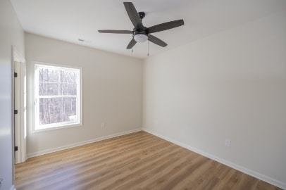 Photo - 128 Brenleigh Ct