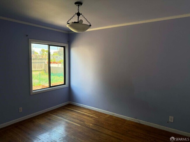 Photo - 1710 44th Ave