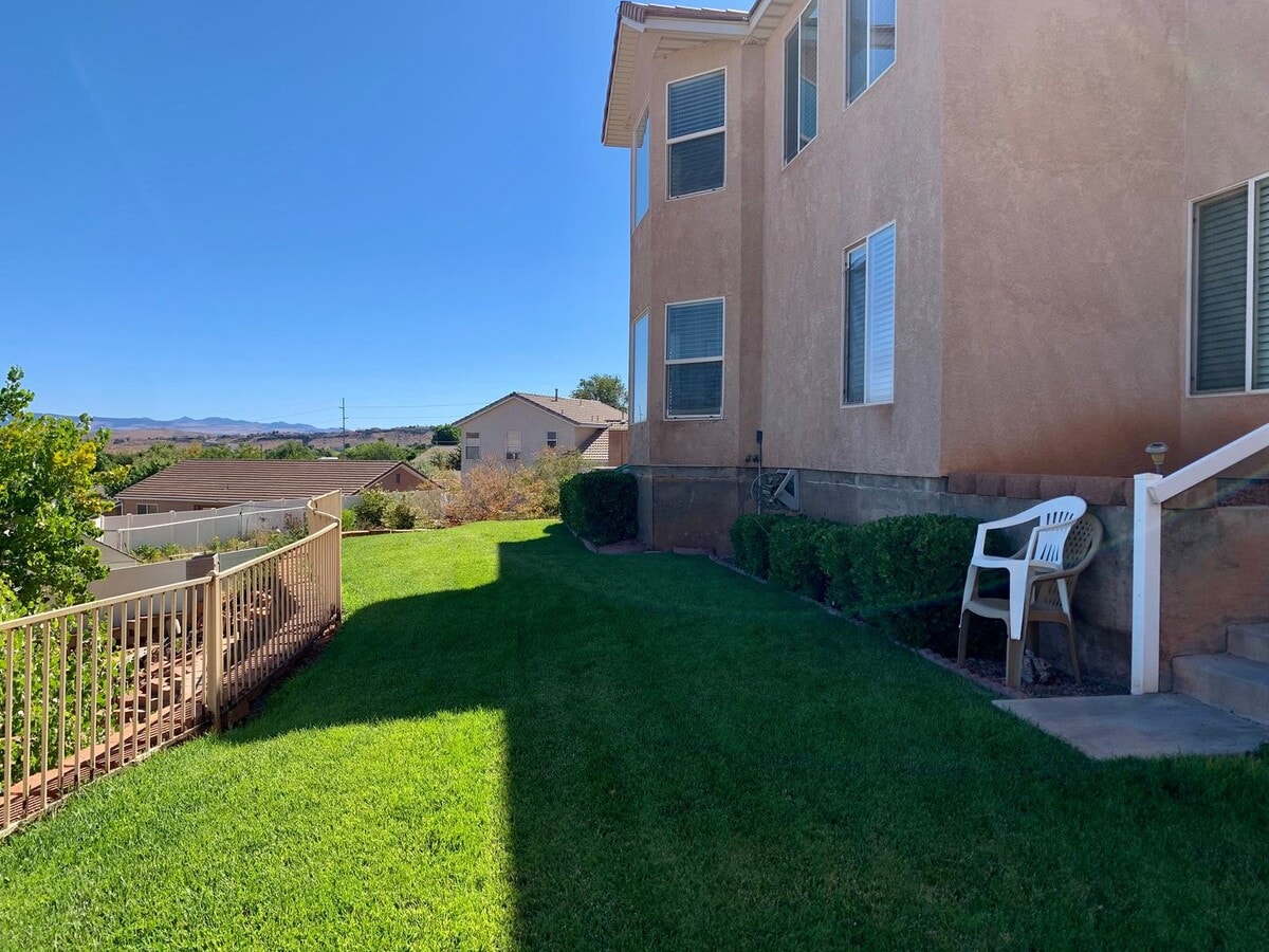 Photo - Furnished Two-Bedroom Basement Apartment with Back Yard - Utilities Included