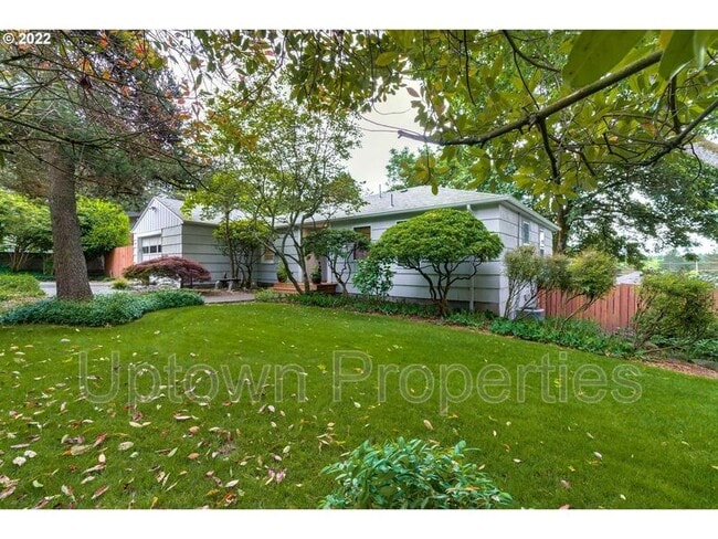Photo - 6470 SW Old Scholls Ferry Rd