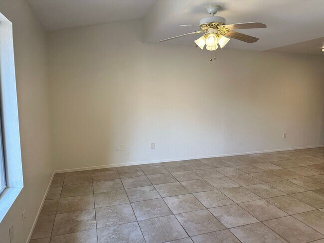 6219 E Glencove St Unit 2