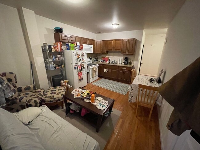 Photo - 3617 Spring Garden St Unit 3
