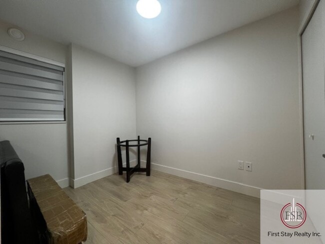 Photo - 927 Chestnut St