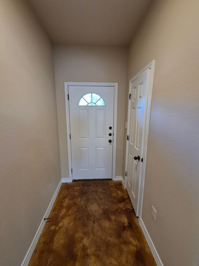 Photo - 6315 Attucks Ln