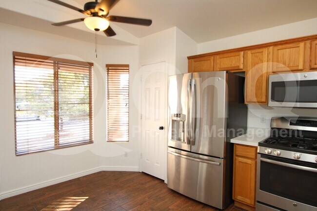 Photo - 3292 E San Angelo Ave