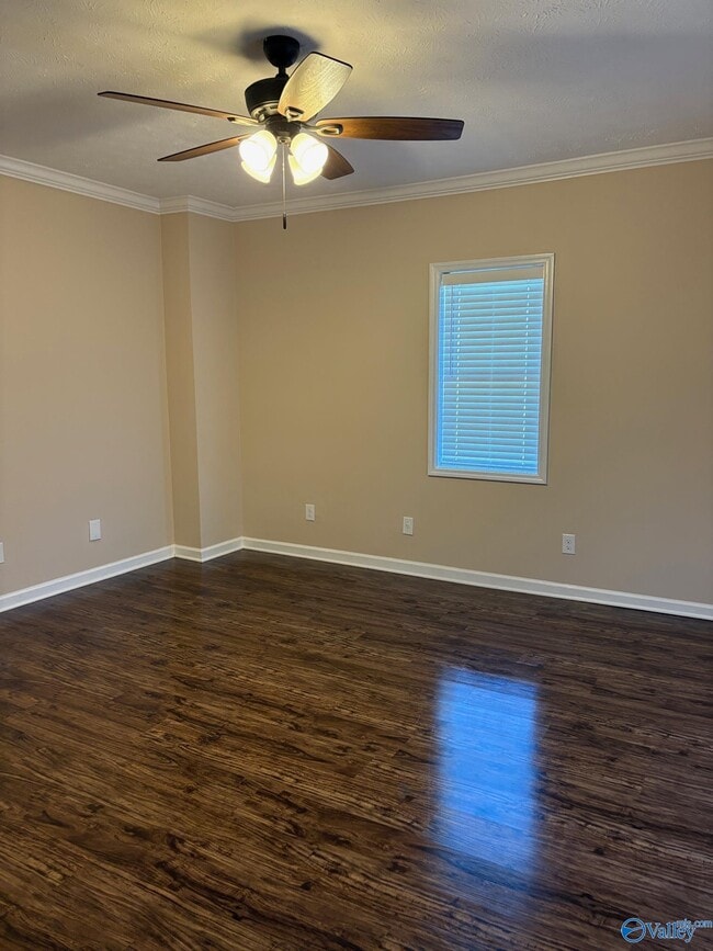 Photo - 19669 Moyers Rd