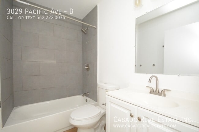 Photo - 3029 Pacific Ave Unidad B