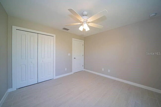 Photo - 651 Chamber St NW