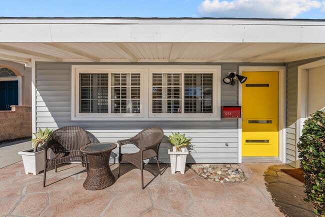 Photo - 1251 Devon Ln