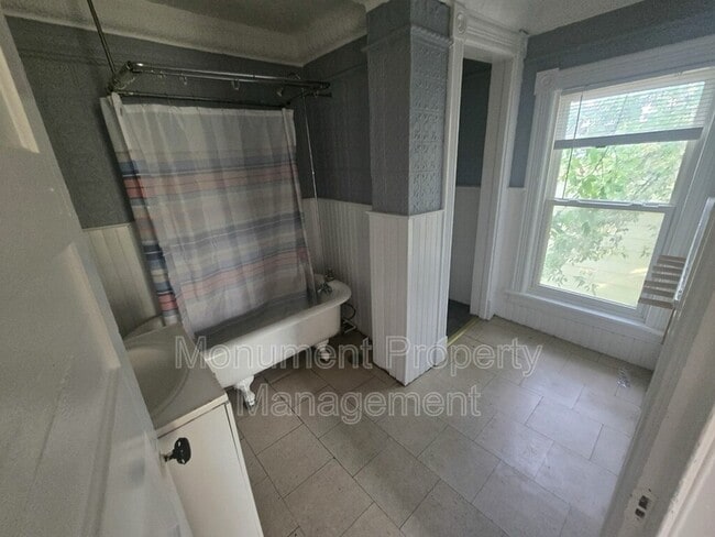 Photo - 334 Clay St Unit Apartment 4