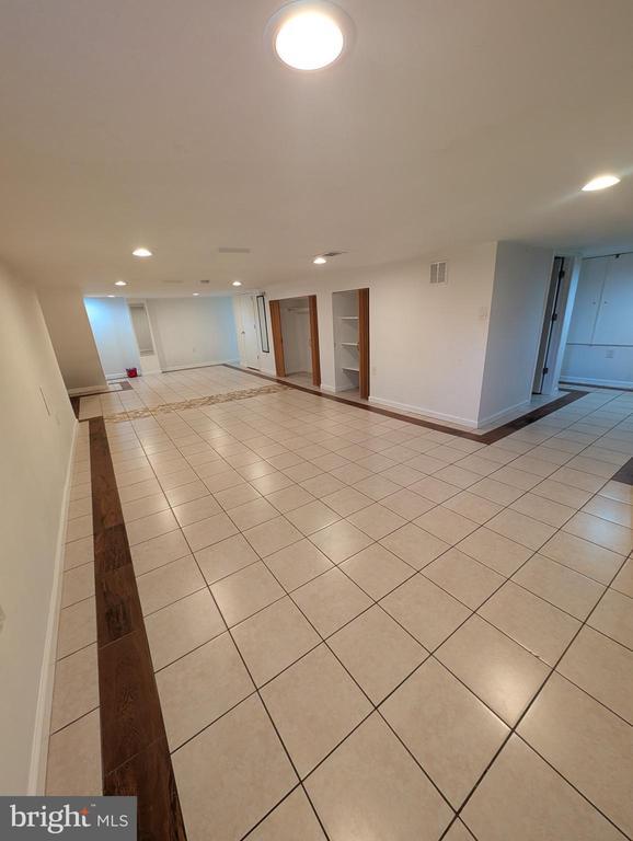 Photo - 9000 Colesville Rd