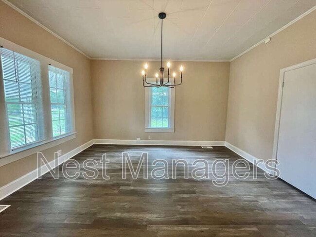 Photo - 416 Old Maxton Rd