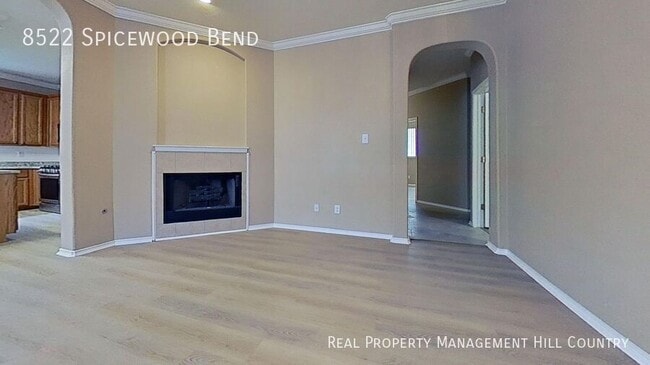 Photo - 8522 Spicewood Bend