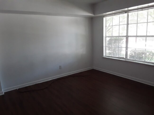 Photo - 206 Devonshire Rd