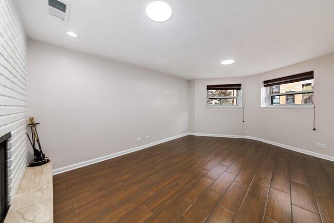 Photo - 2910 N Halsted St Unit 2910 N Halsted St  G