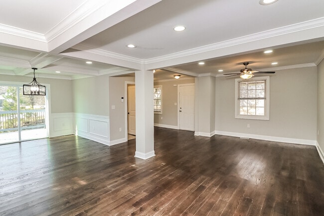 Photo - 2972 Hogan Rd