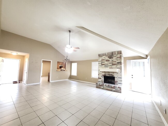 Photo - 16026 Barbarossa Dr