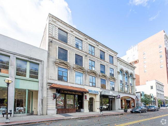 Photo - 954-960 Chapel St Unidad 4A