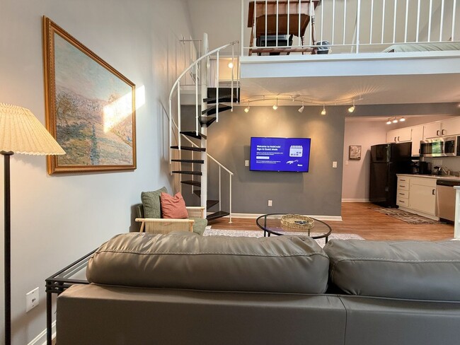 Photo - 2738 Brownsboro Rd