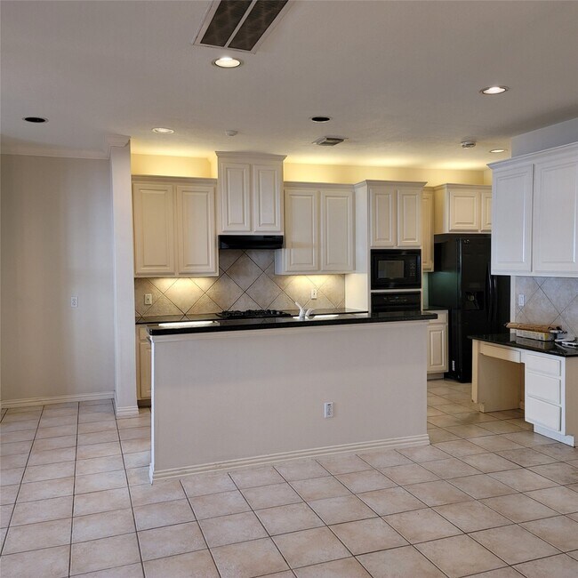 Photo - 7111 Harmony Cove Cv