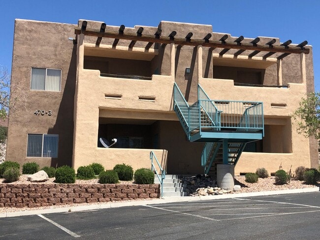 APPLICATION PENDING- Spacious & Move-In Re... - APPLICATION PENDING- Spacious & Move-In Re... Condo Unit 3D