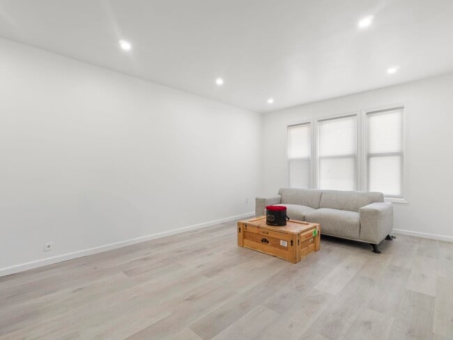 Photo - 151 Stevens Ave