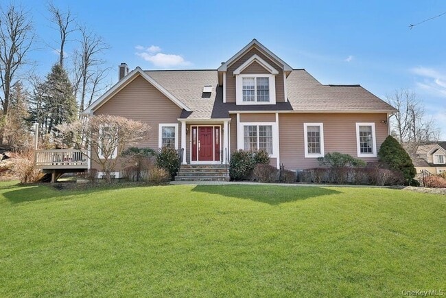 Building Photo - 8 Caruso Pl