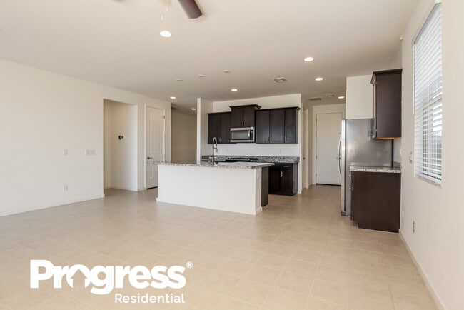 Photo - 11010 W Luxton Ln