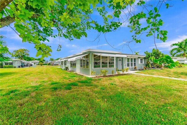 775 North Dr