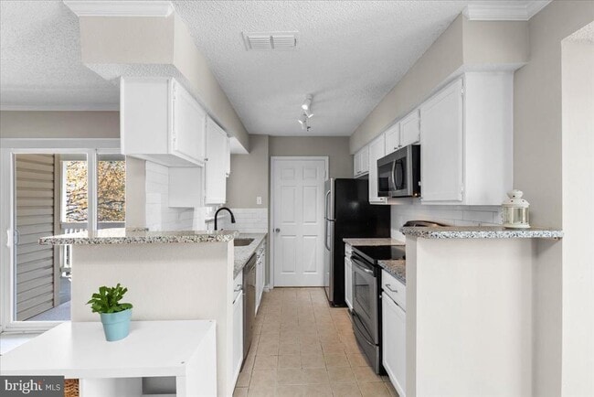 Photo - 1524 Lincoln Way Unit 325