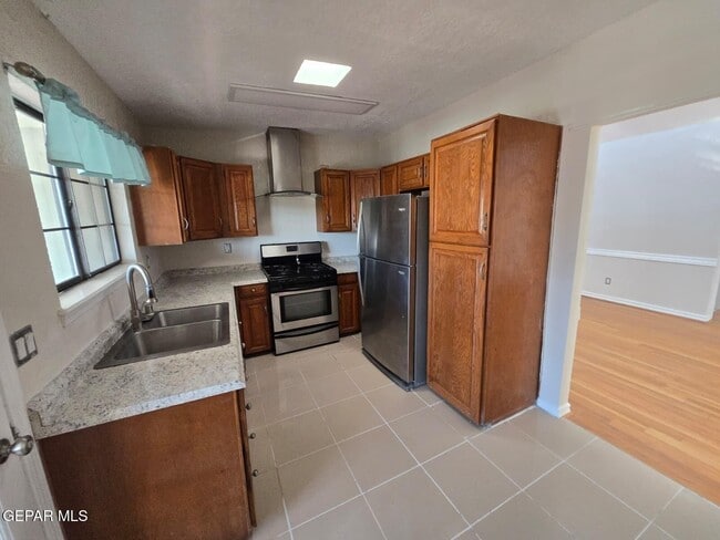 Photo - 4759 Excalibur Dr