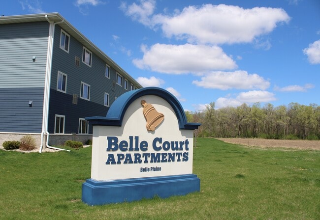 Photo - Belle Court