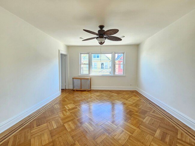 Photo - 30 Newark Bay Ct Unit Fl 1