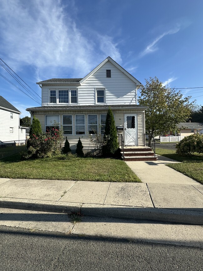 Photo - 86 E Camplain Rd Unidad 1st Floor & Basement