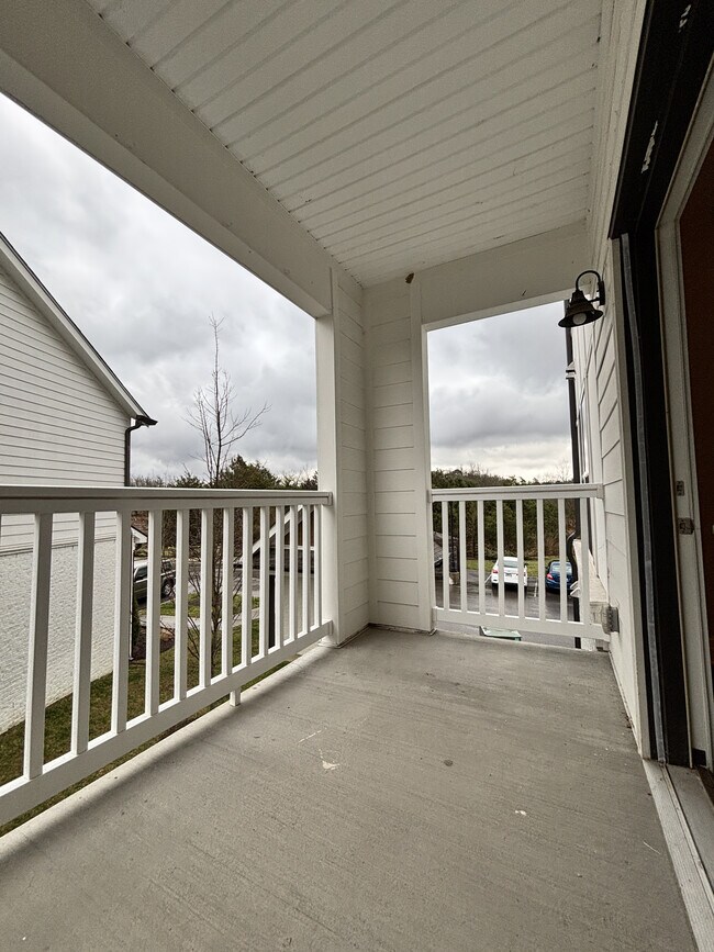 Photo - 934 Governors Ct Unit 202