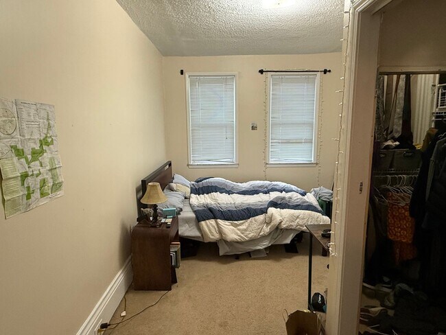 Photo - 1911 Jane St Unit 2