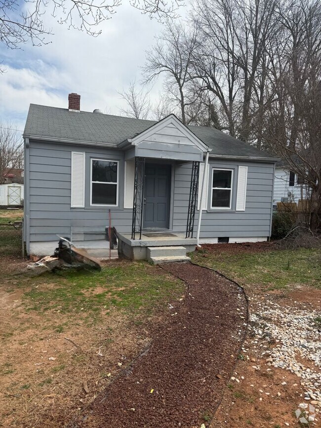 Building Photo - Adorable 2 Bedroom Home in High Point!