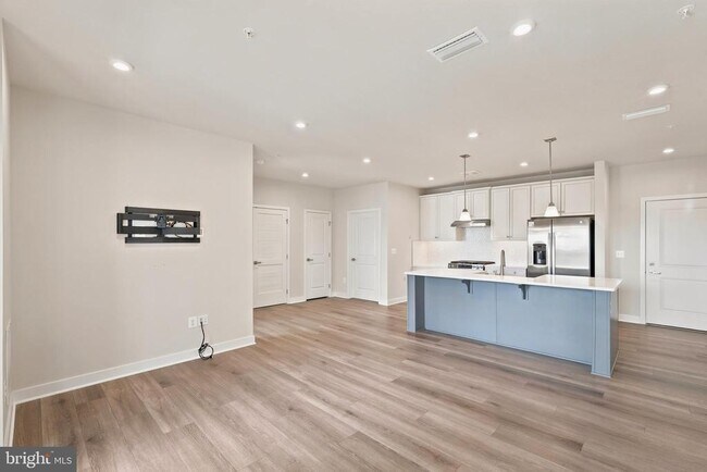 Photo - 4399 Peach Lily Ln Unit 359