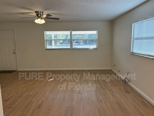 Photo - 6807 NW 62nd Pl