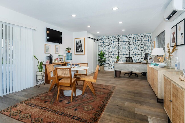 Photo - Pine Village