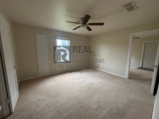 Photo - 3813 S Washington St