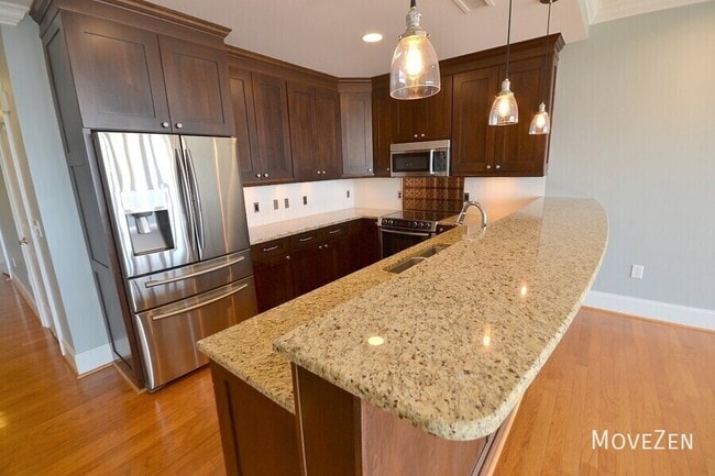 Photo - 710 Independence Pl