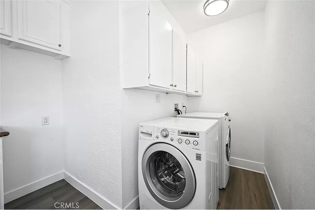 Photo - 1824 1/2 Arapahoe S