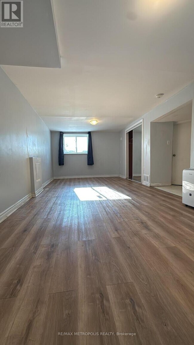 Photo - 78 Harold St