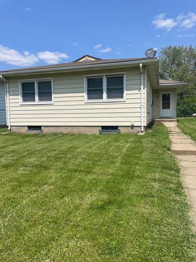 2 Bedroom 1 Bathroom Duplex for Rent! - 2 Bedroom 1 Bathroom Duplex for Rent! Casa